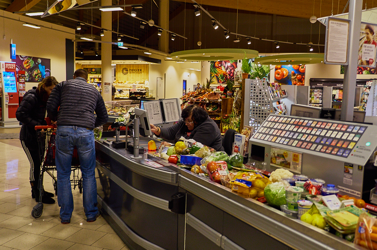 Miss Payback mit neuem Arbeitsplatz 23.12.2017 Miss Payback mit neuem Arbeitsplatz 23.12.2017