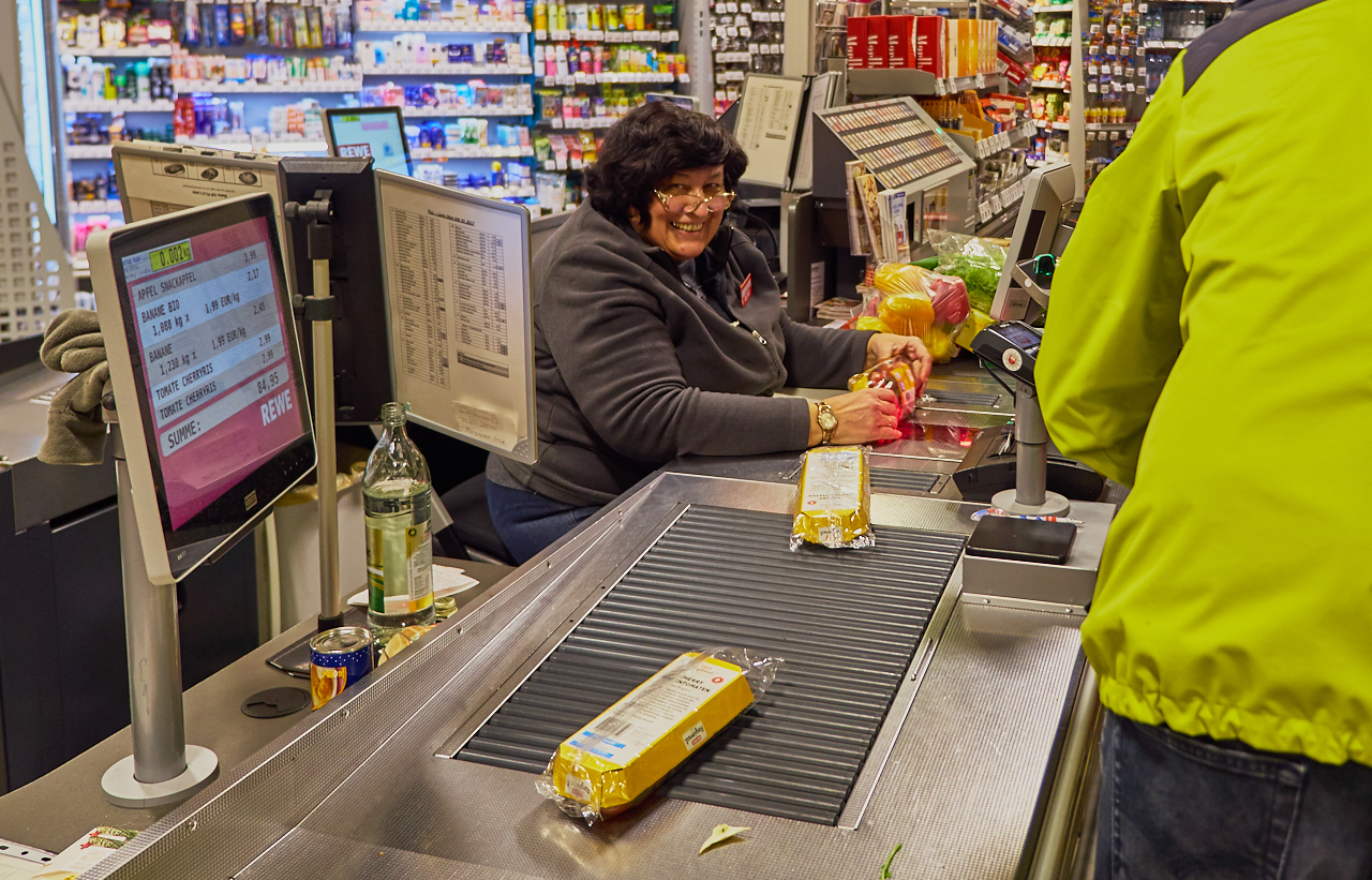 Miss Payback mit neuem Arbeitsplatz 23.12.2017 Miss Payback mit neuem Arbeitsplatz 23.12.2017