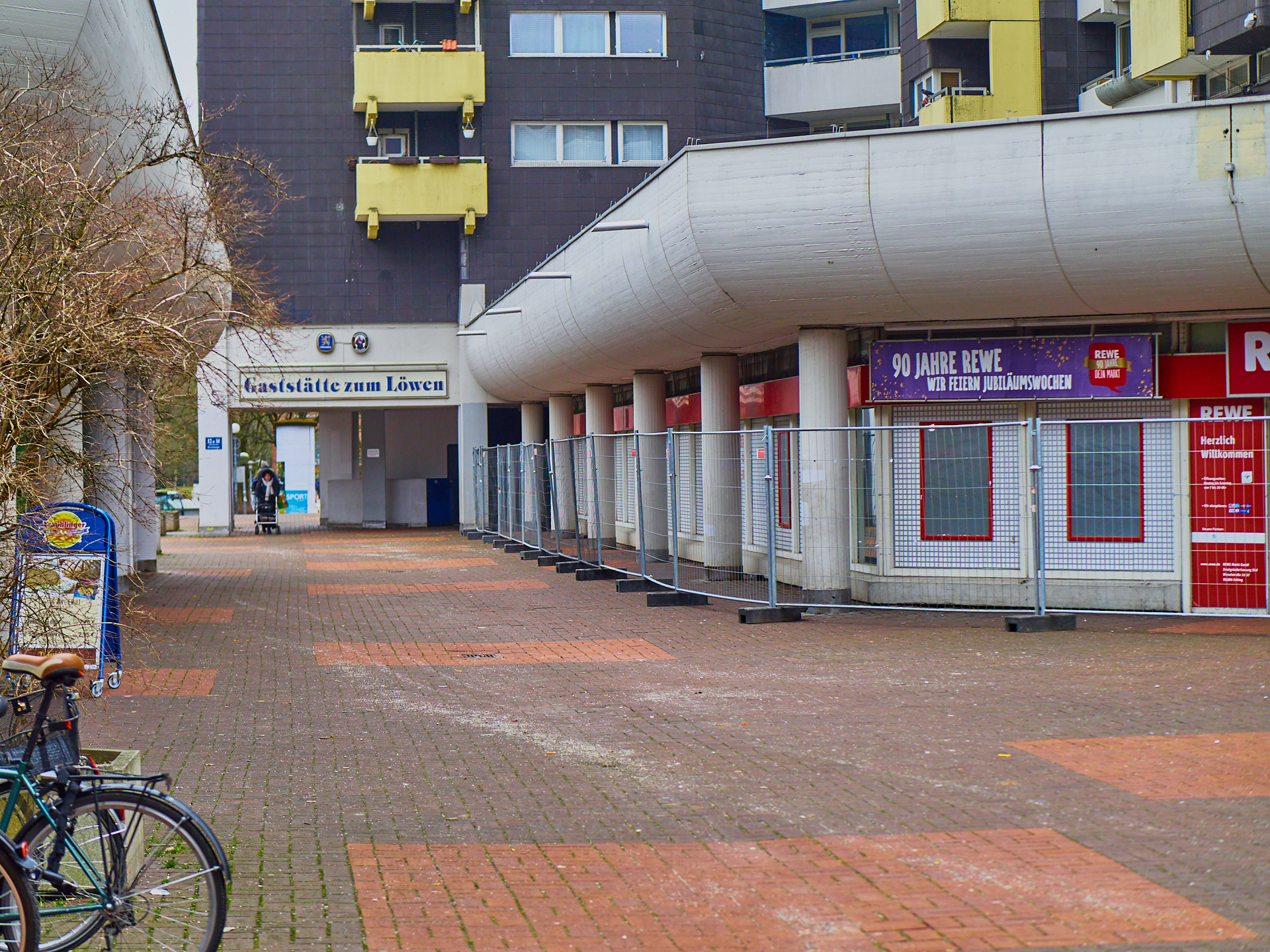 #REWE, #EDEKA, #SANIERUNG, #MARX-ZENTRUM, #PESCHELANGER #REWE, #EDEKA, #SANIERUNG, #MARX-ZENTRUM, #PESCHELANGER