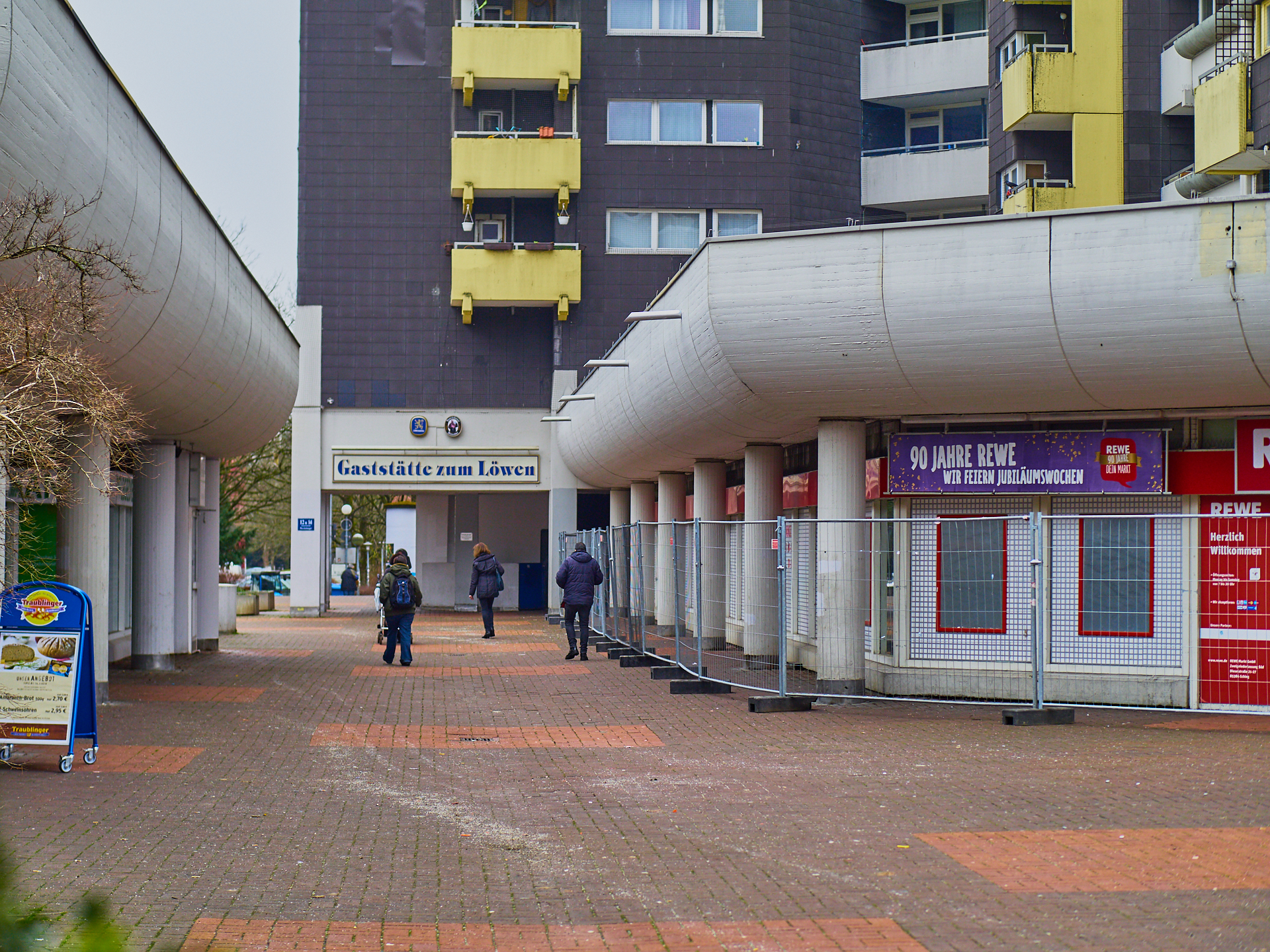 #REWE, #EDEKA, #SANIERUNG, #MARX-ZENTRUM, #PESCHELANGER #REWE, #EDEKA, #SANIERUNG, #MARX-ZENTRUM, #PESCHELANGER