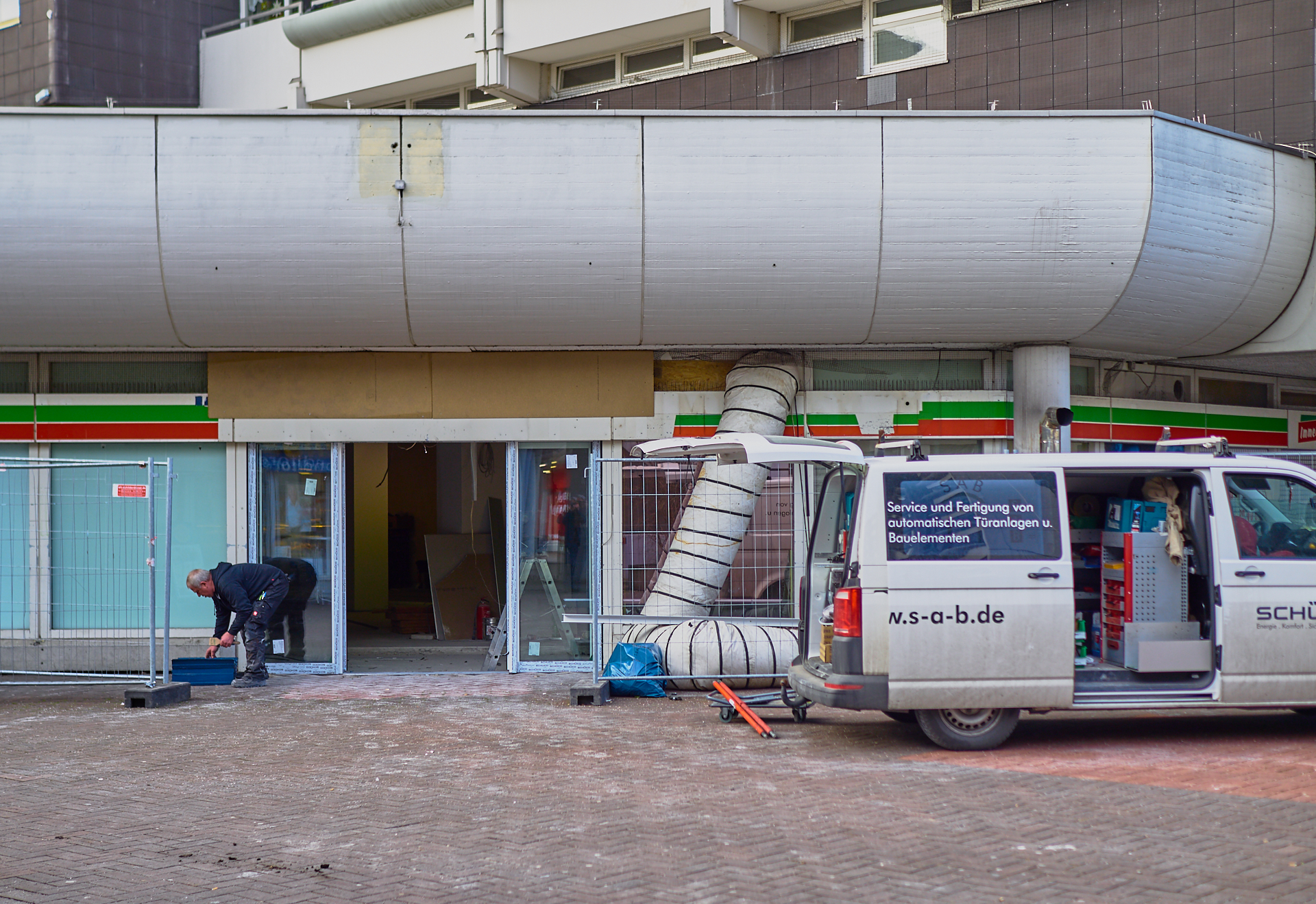 Weitere Sanierungen im Marx-Zentrum Weitere Sanierungen im Marx-Zentrum