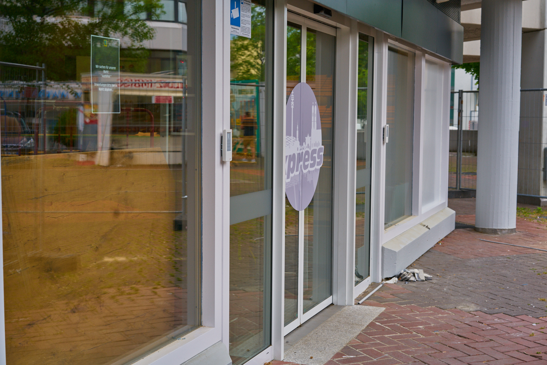 Marx-Zentrum, Peschelanger,EDEKA Sanierung, REWE Schließung, Einkaufscenter Marx-Zentrum, Peschelanger,EDEKA Sanierung, REWE Schließung, Einkaufscenter