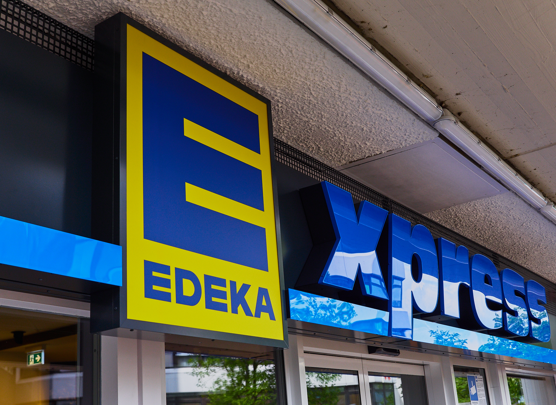 Marx-Zentrum, Peschelanger, EDEKA Sanierung, EDEKA express, Einkaufscenter Marx-Zentrum, Peschelanger, EDEKA Sanierung, EDEKA express, Einkaufscenter