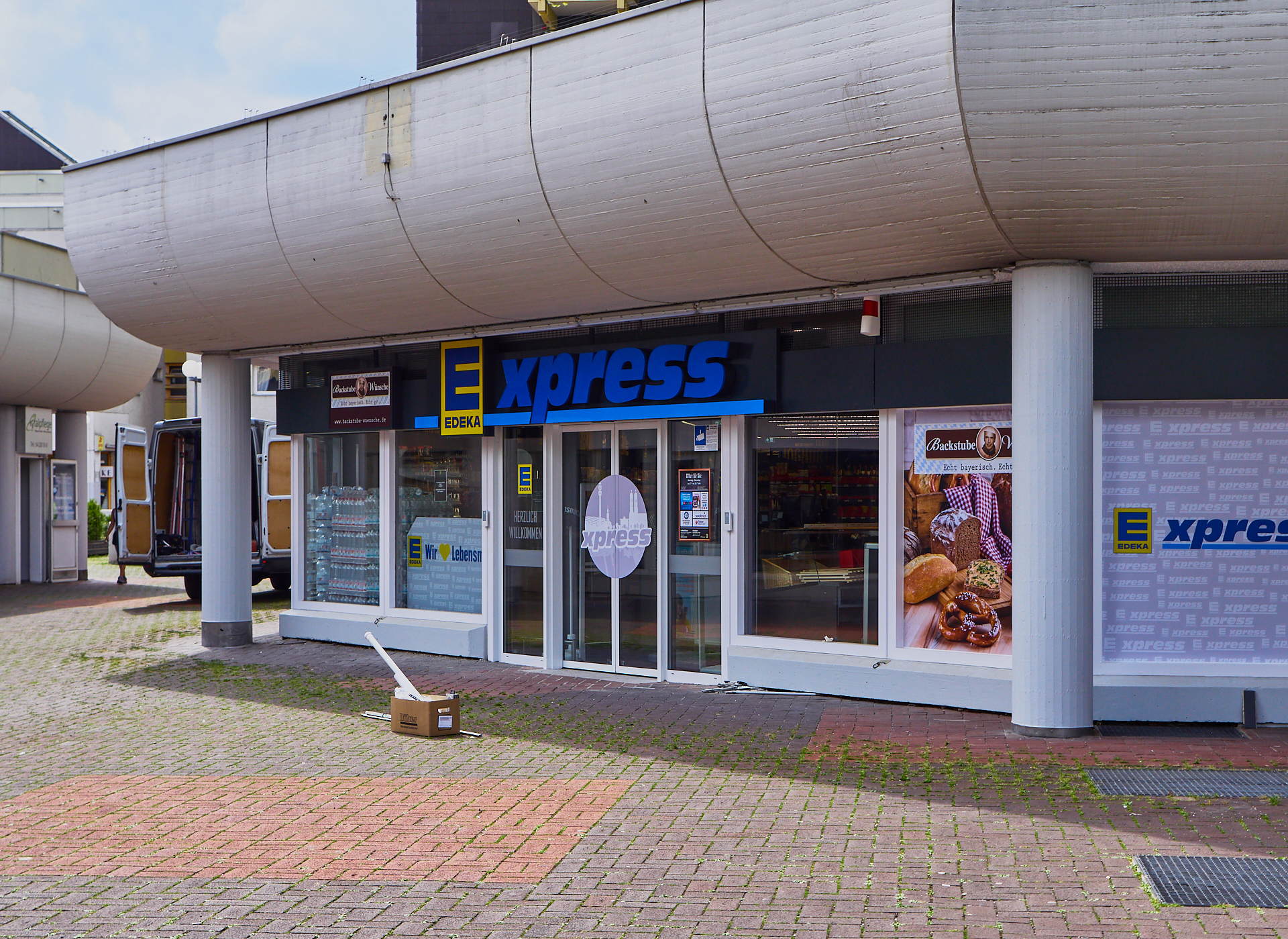 Marx-Zentrum, Peschelanger, EDEKA Sanierung, EDEKA express, Einkaufscenter Marx-Zentrum, Peschelanger, EDEKA Sanierung, EDEKA express, Einkaufscenter